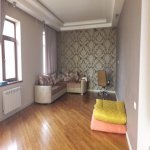 Satılır 4 otaqlı Həyət evi/villa, Səbail rayonu 9