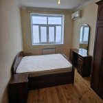 Satılır 3 otaqlı Köhnə Tikili Şirvan 2