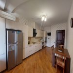 Kirayə (aylıq) 4 otaqlı Yeni Tikili, Nizami metrosu, Yasamal rayonu 17