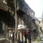 Kirayə (aylıq) 3 otaqlı Köhnə Tikili, İçərişəhər metrosu, Səbail rayonu 1