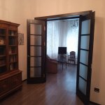 Kirayə (aylıq) 4 otaqlı Köhnə Tikili, Sahil metrosu, Nəsimi rayonu 13