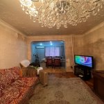 Satılır 3 otaqlı Köhnə Tikili, Azadlıq metrosu, 7-ci mikrorayon, Binəqədi rayonu 1