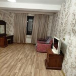 Kirayə (aylıq) 2 otaqlı Yeni Tikili, İnşaatçılar metrosu, Yasamal rayonu 1