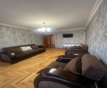 Kirayə (aylıq) Yeni Tikili Elmlər akademiyası m., Yasamal r. Kirayə (aylıq) Yeni Tikili Elmlər akademiyası m., Yasamal r.