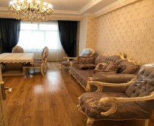 Kirayə (aylıq) Yeni Tikili Qara Qarayev m., Nizami r. Kirayə (aylıq) Yeni Tikili Qara Qarayev m., Nizami r.