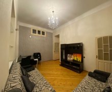 iceri seherde aylıq kiraye evler İçərişəhər m., Səbail r.