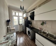 Satılır Yeni Tikili Yeni Yasamal qəs., Yasamal r.