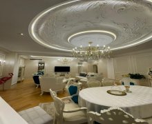 Satılır Yeni Tikili Elmlər akademiyası m., Yasamal r.