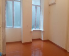 Kirayə (aylıq) Köhnə Tikili Sahil m., Səbail r.