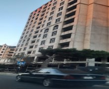 Satılır Yeni Tikili Memar Əcəmi m., 5-ci mikrorayon, Nəsimi r.