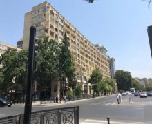 Satılır Köhnə Tikili Sahil m., Səbail r.