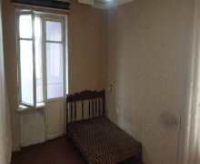 Satılır Köhnə Tikili Azadlıq m., Binəqədi qəs., Binəqədi r.