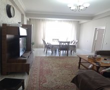 Satılır Yeni Tikili İnşaatçılar m., Yasamal qəs., Yasamal r.