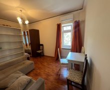 Satılır Köhnə Tikili Yeni Yasamal qəs., Yasamal r.