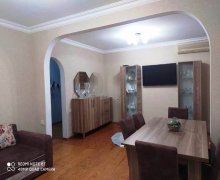 Satılır Köhnə Tikili Xalqlar dostluğu m., 8-ci kilometr, Nizami r.