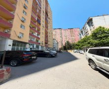 Satılır Yeni Tikili İçərişəhər m., Yeni Yasamal qəs., Yasamal r.