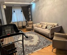 Satılır Yeni Tikili Dərnəgül m., 8-ci mikrorayon, Binəqədi r.