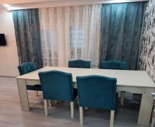 Satılır Köhnə Tikili Xalqlar dostluğu m., 8-ci kilometr, Nizami r.