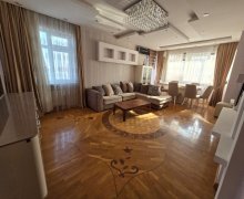 Satılır Köhnə Tikili Elmlər akademiyası m., Yasamal qəs., Yasamal r.