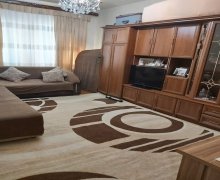 Satılır Köhnə Tikili Azadlıq m., 8-ci mikrorayon, Binəqədi r.
