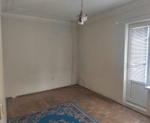 Satılır Köhnə Tikili Memar Əcəmi m., 4-cü mikrorayon, Nəsimi r. Satılır Köhnə Tikili Memar Əcəmi m., 4-cü mikrorayon, Nəsimi r.