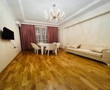 Satılır Yeni Tikili Qara Qarayev m., 8-ci kilometr, Nizami r.