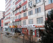 Satılır Köhnə Tikili Azadlıq m., 8-ci mikrorayon, Binəqədi r.