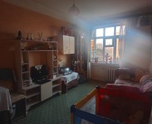 Satılır Köhnə Tikili Əhmədli m., Köhnə Günəşli qəs., Xətai r.