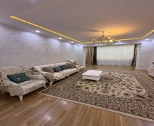 Satılır Yeni Tikili İnşaatçılar m., Yeni Yasamal qəs., Yasamal r.