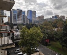 Satılır Köhnə Tikili Nizami m., Nəsimi r.