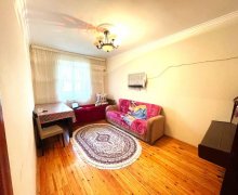 Satılır Köhnə Tikili Memar Əcəmi m., Nəsimi r.