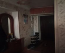 Satılır Köhnə Tikili Gənclik m., 8-ci mikrorayon, Binəqədi r.