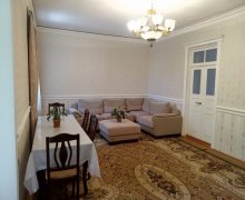 Kirayə (aylıq) Həyət evi/villa Nəsimi m., 6-cı mikrorayon, Binəqədi r. Kirayə (aylıq) Həyət evi/villa Nəsimi m., 6-cı mikrorayon, Binəqədi r.