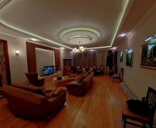 Satılır Yeni Tikili Elmlər akademiyası m., Yasamal r.