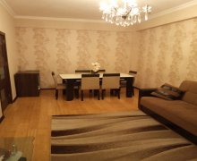 Satılır Yeni Tikili Xırdalan ş. Satılır Yeni Tikili Xırdalan ş.