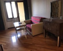 Satılır Yeni Tikili 4-cü mikrorayon, Nəsimi r. Satılır Yeni Tikili 4-cü mikrorayon, Nəsimi r.