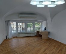 Kirayə (aylıq) Ofis İçərişəhər m., Səbail r.