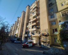 Satılır Köhnə Tikili Xətai r.