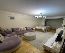 Satılır Köhnə Tikili Memar Əcəmi m., 4-cü mikrorayon, Nəsimi r.