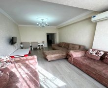 Satılır Köhnə Tikili İnşaatçılar m., Yeni Yasamal qəs., Yasamal r.