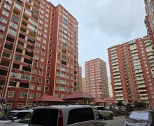 Satılır Yeni Tikili Azadlıq m., 8-ci mikrorayon, Binəqədi r.