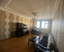 Satılır Yeni Tikili 8-ci mikrorayon, Binəqədi r.