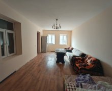 Kirayə (aylıq) Həyət evi/villa İnşaatçılar m., Yasamal qəs., Yasamal r.