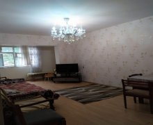 Satılır Köhnə Tikili Memar Əcəmi m., 9-cu mikrorayon, Binəqədi r.