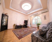 Kirayə (aylıq) Köhnə Tikili Nizami m., Nəsimi r.