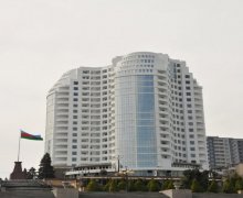 Satılır Yeni Tikili Elmlər akademiyası m., Yasamal r.