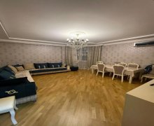 Satılır Yeni Tikili Yeni Günəşli qəs., Suraxanı r.