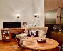 iceri seherde aylıq kiraye evler İçərişəhər m., Səbail r.