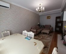 Satılır Yeni Tikili Xırdalan ş. Satılır Yeni Tikili Xırdalan ş.