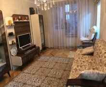 Satılır Köhnə Tikili Elmlər akademiyası m., Yasamal r.